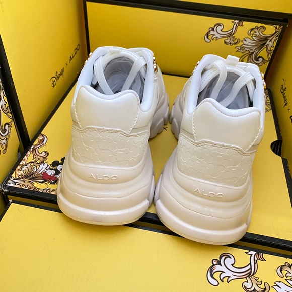 Disney X Aldo Jogger Sneaker Mickey and Minnie D100ztrainer New in box - Picture 6 of 10